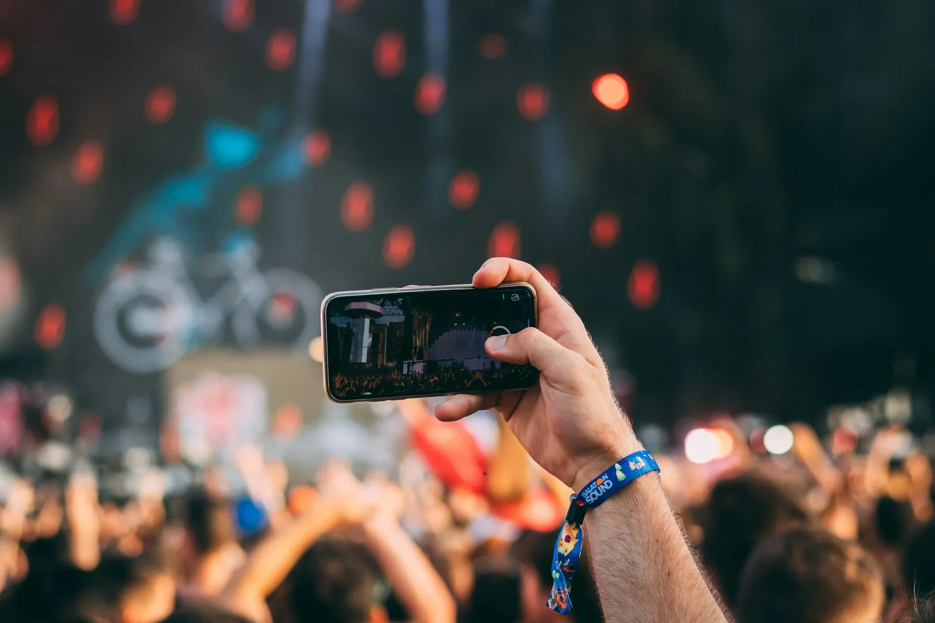 Instagram Unleashed: Enhance Your Experience by Downloading Videos